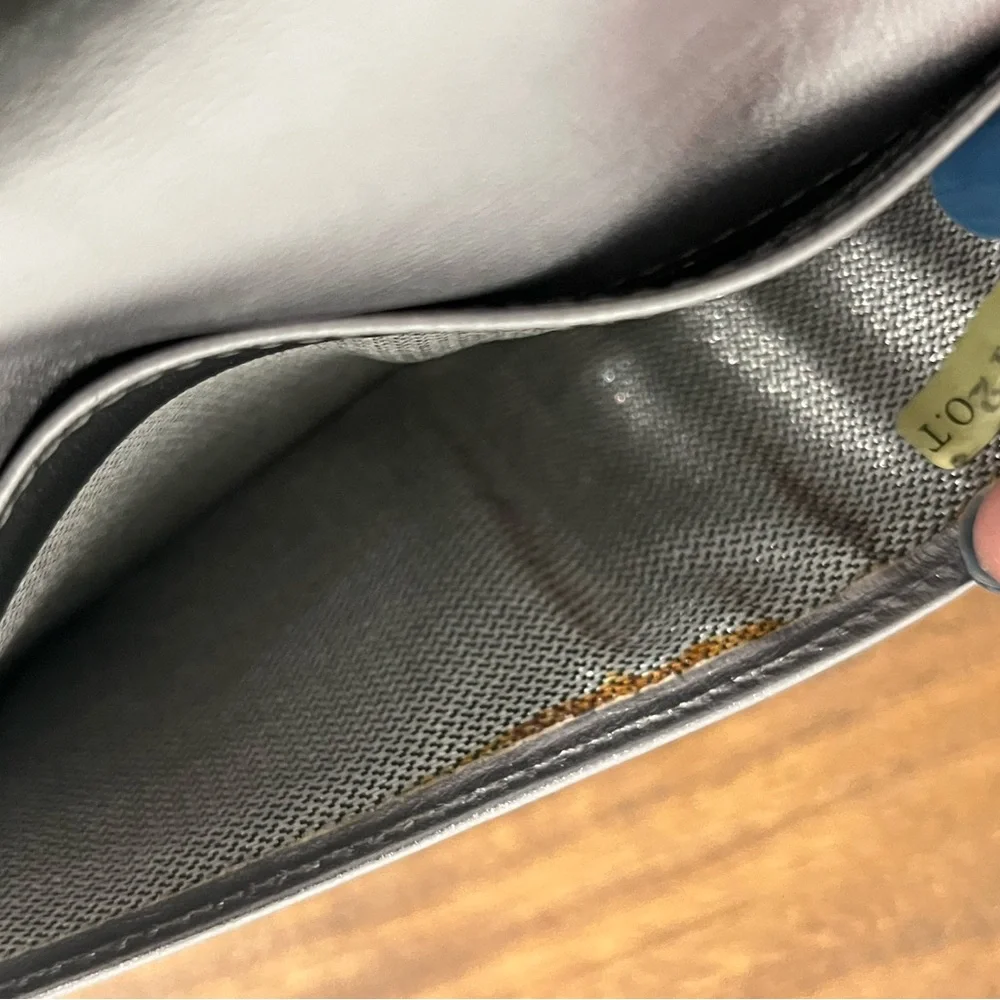 Chanel Black Lambskin Vertical Stitch Bifold Leather Wallet - Picture 5 of 8